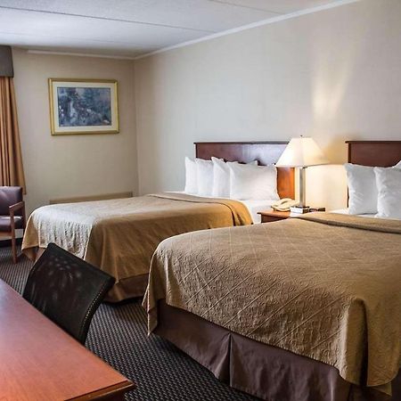 Baymont By Wyndham Youngstown Extérieur photo