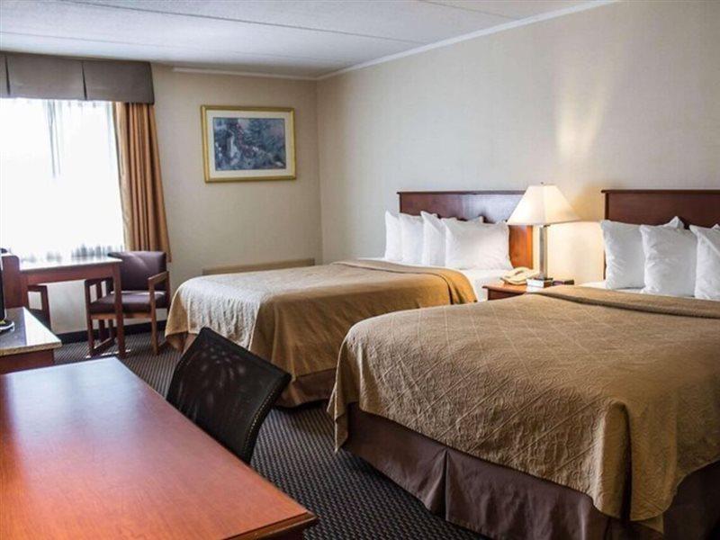 Baymont By Wyndham Youngstown Extérieur photo