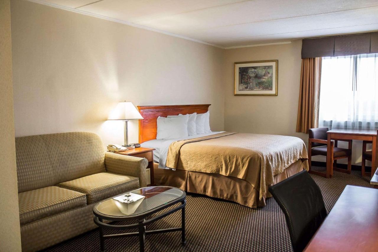 Baymont By Wyndham Youngstown Extérieur photo